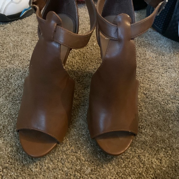 Wedges - Picture 2 of 2